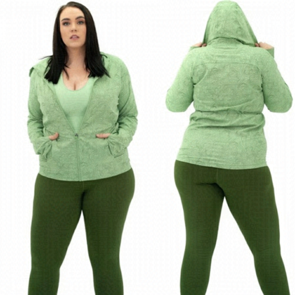 Balance Athletica Shop Vitality The Journey Windbreaker Hooded Jacket in GREEN
